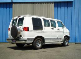 Dodge Ram Van V6