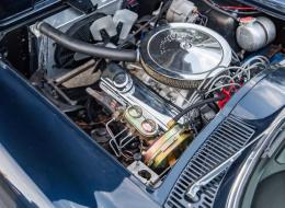 Chevrolet Corvette C2 Stingray 327