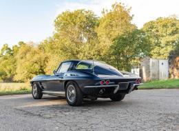 Chevrolet Corvette C2 Stingray 327