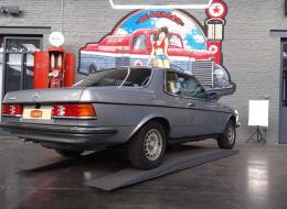Mercedes-Benz CE 230