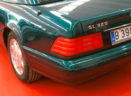 Mercedes-Benz SL 320