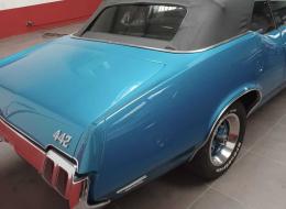 Oldsmobile 442