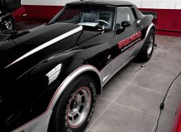 Chevrolet Corvette c3 pace car