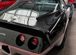 Chevrolet Corvette c3 pace car