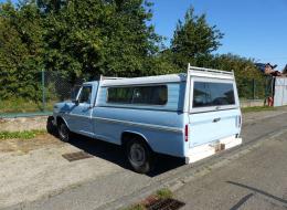 Ford Pick-up F100