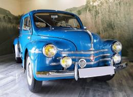 Renault 4 CV