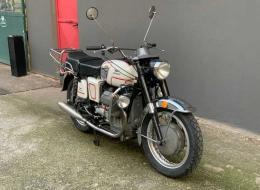 Moto Guzzi V7 700