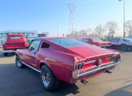 Ford Mustang GT Fastback S-Code 1er main