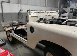 LandRover 88