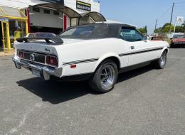 Ford Mustang 351 cabriolet 