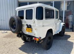 Toyota Land Cruiser FJ40