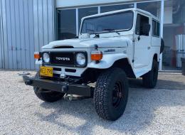 Toyota Land Cruiser FJ40