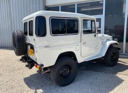 Toyota Land Cruiser FJ40