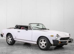 Fiat 124 Spider 2000 Sport