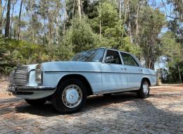 Mercedes-Benz 240 D W115