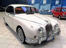 Jaguar MK 2 3,8 L amélioré avec la climatisation et la puissance ZF