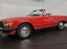Mercedes-Benz SL 560