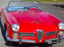 Alfa Roméo 2000 Spider TOURING