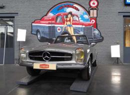 Mercedes-Benz SL 280 Pagode