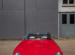Jaguar Type E FLATFLOOR