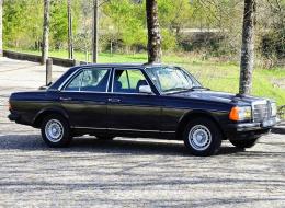 Mercedes-Benz 240 D W123