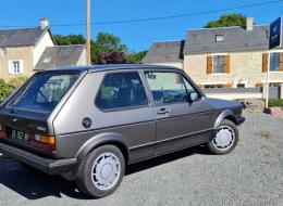 Volkswagen Golf GTI 1800 Pirelli