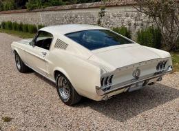 Ford Mustang Fastback GT Code S